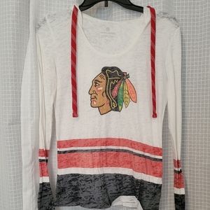 Women's Chicago Blackhawks hooded tee